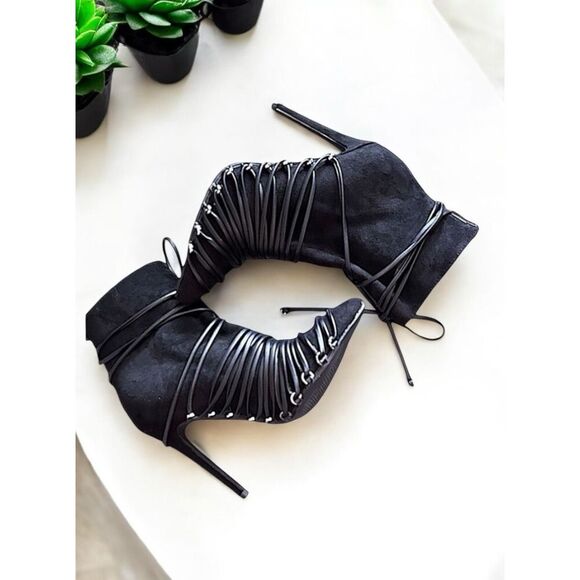 Fashion Nova Wrap Around Catalina Booties Boots - Size 7.5  ***Item: B3 - Picture 6 of 7